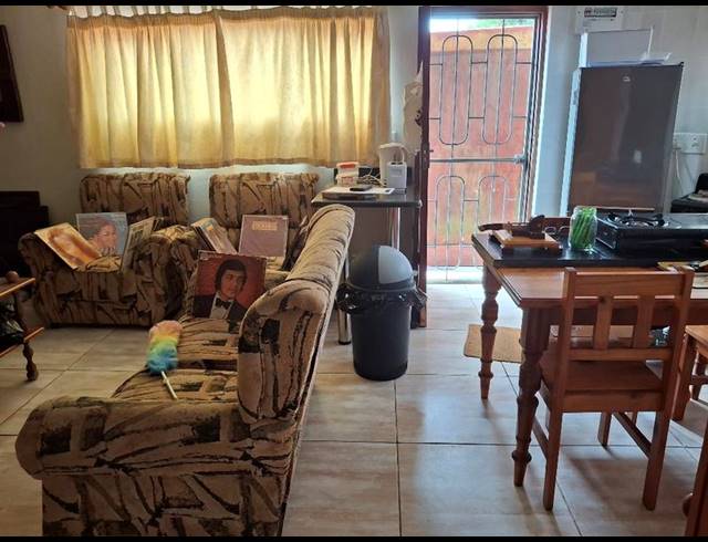 4 BEDROOM TOWNHOUSE FOR SALE IN WIDENHAM